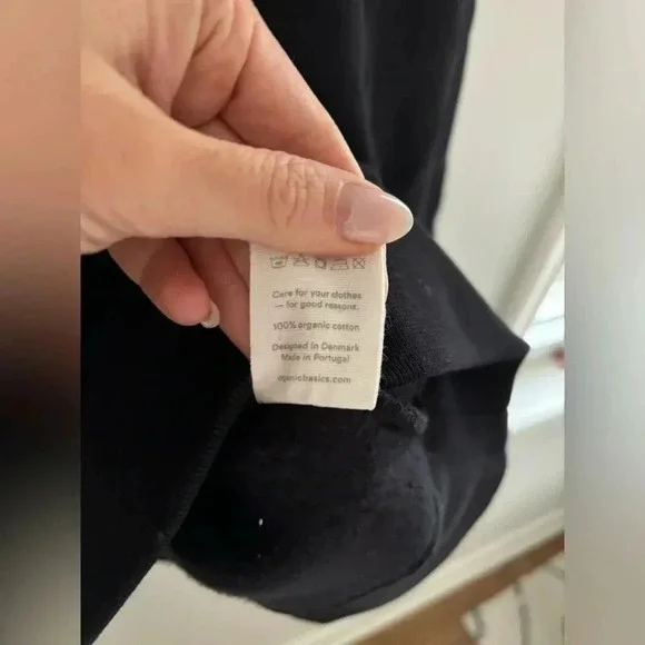 Organic Basics Heavyweight Sweater in Black NWT - Picture 4 of 4